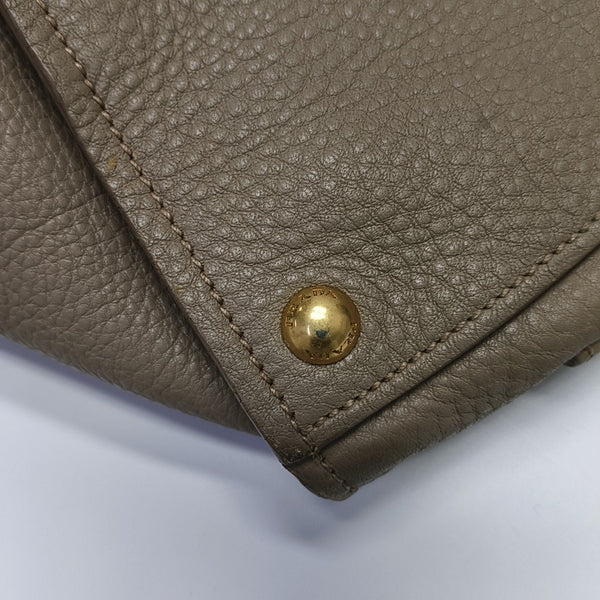 Galleria Zip Front Pocket Calfskin Gray