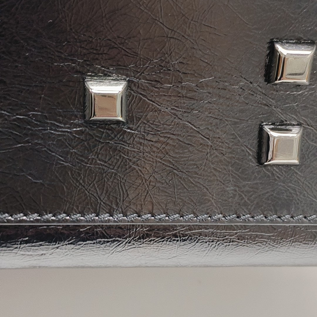 My Rockstud Calfskin Black