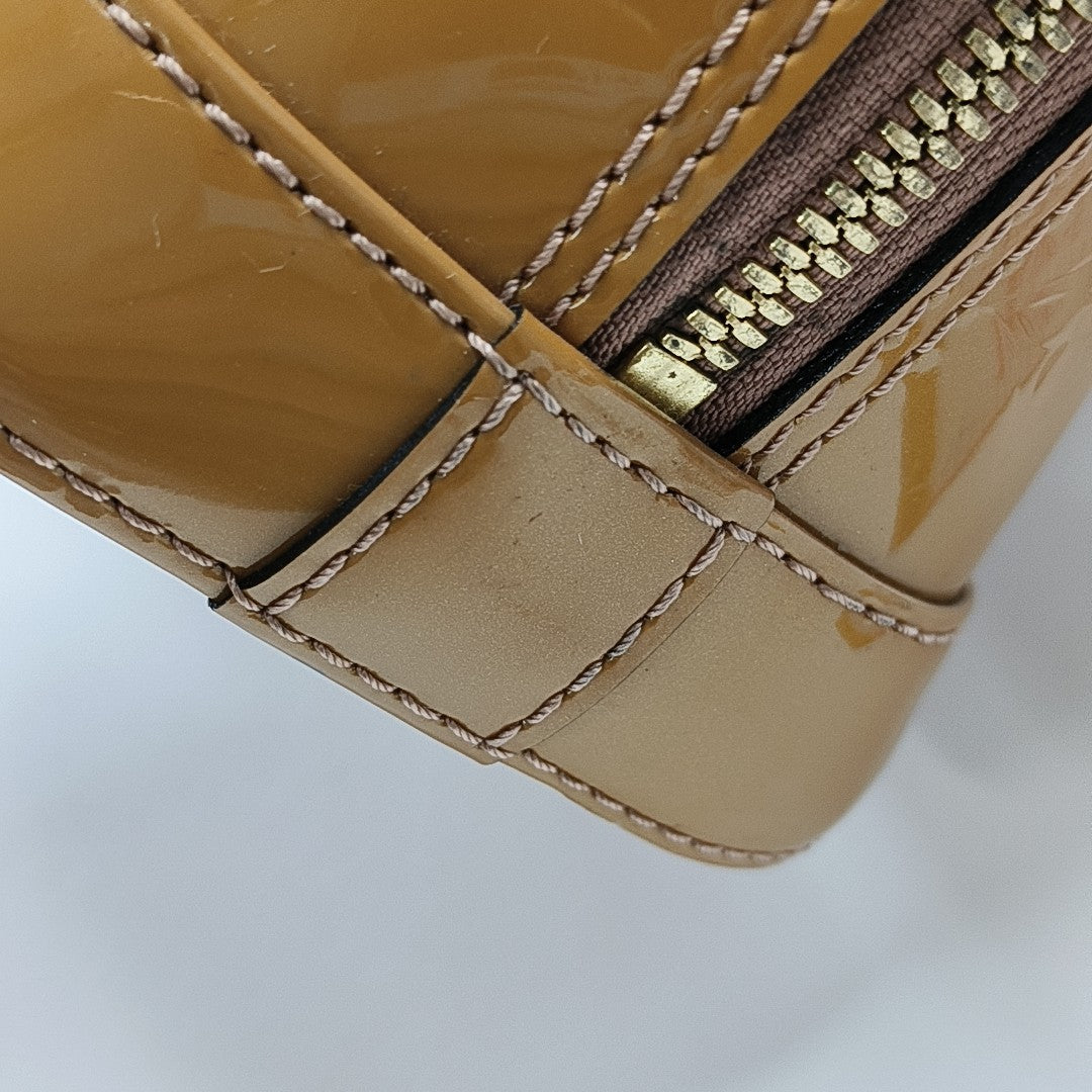 ALMA BB Patent Leather Beige