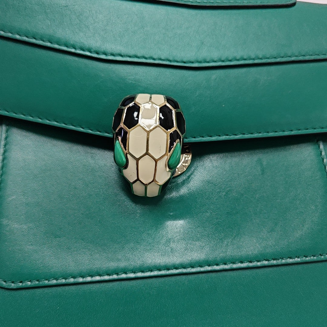 SERPENTI FOREVER Medium Calfskin Green