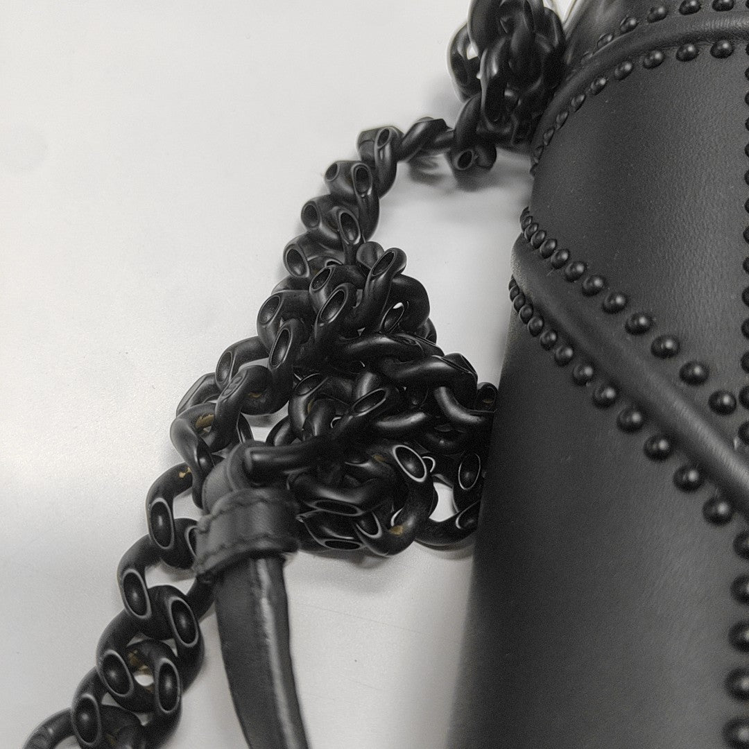 Diorama Medium Calfskin Black