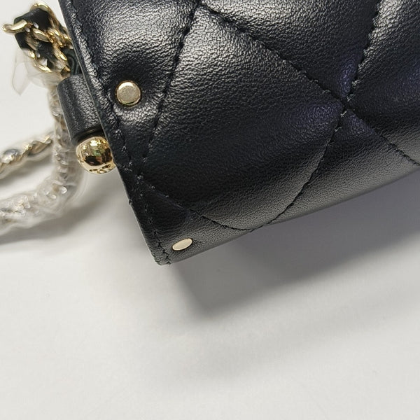 Quilted Lambskin Shoulder Bag Black
