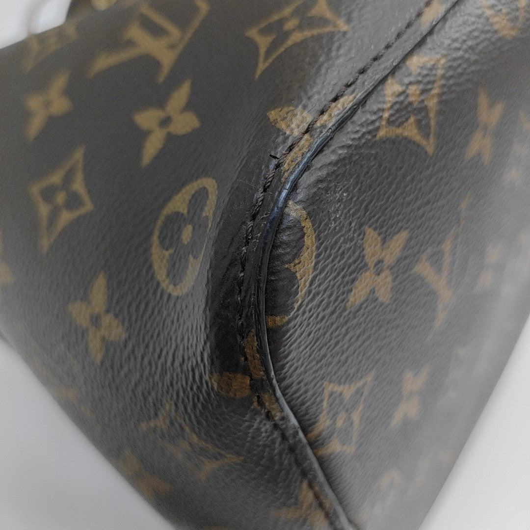 NÉONOÉ MM Monogram Coated Canvas Brown