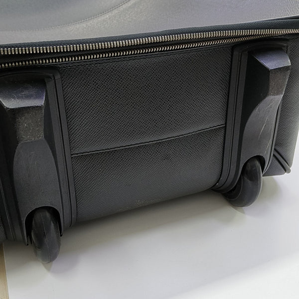 PEGASE Calfskin Black