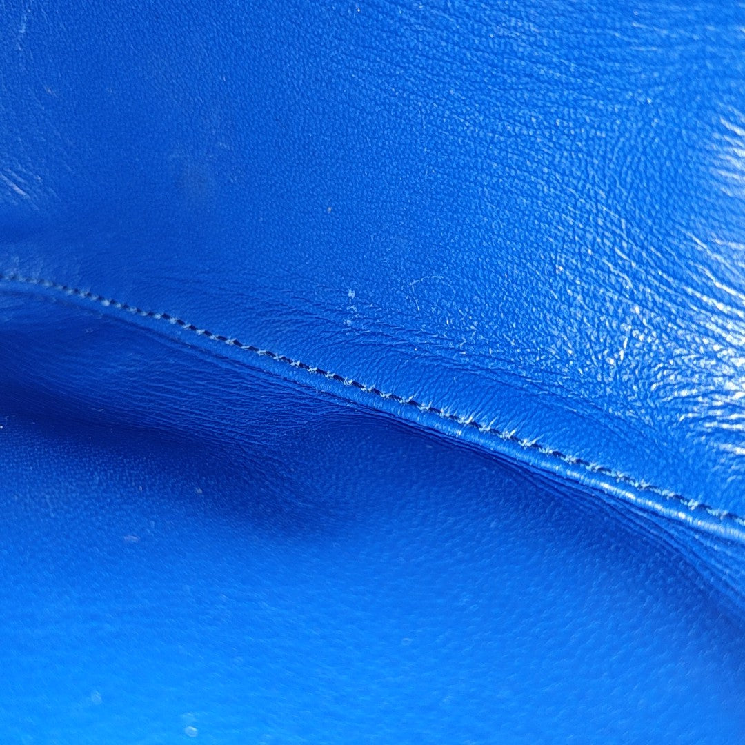 Triangle Calfskin Blue