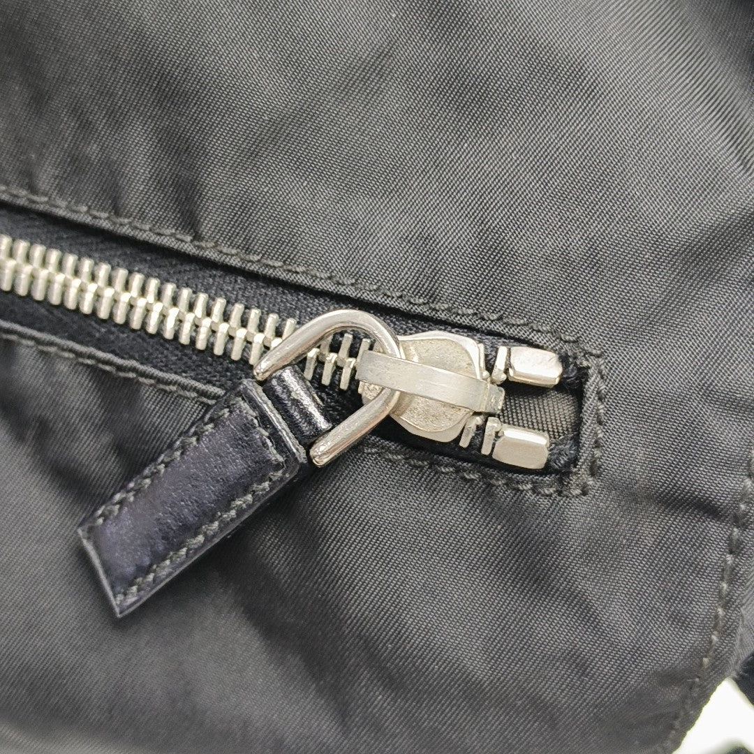 Vela Messenger Bag Nylon Black