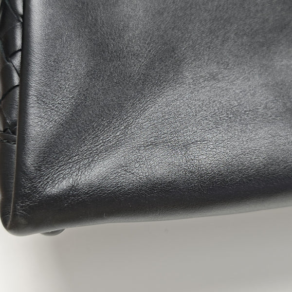 Piazza Medium Calfskin Black