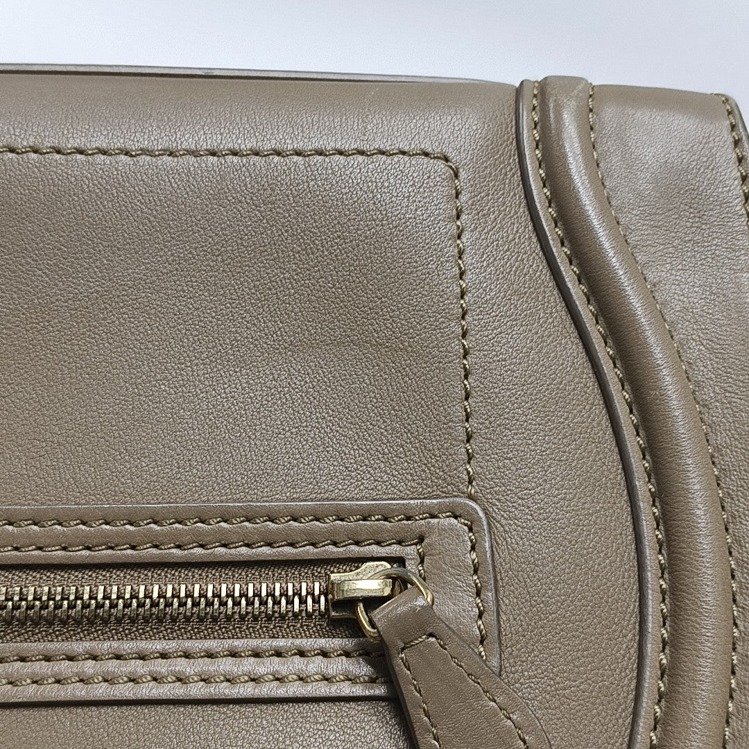 LUGGAGE Calfskin Brown