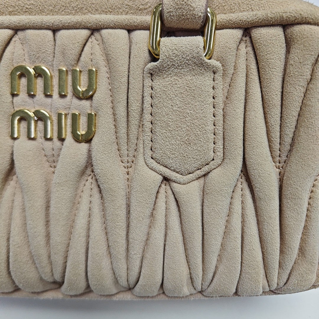 Arcadie Matelassé Small Quilted Suede Pink
