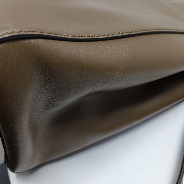 Peekaboo Medium Calfskin Brown