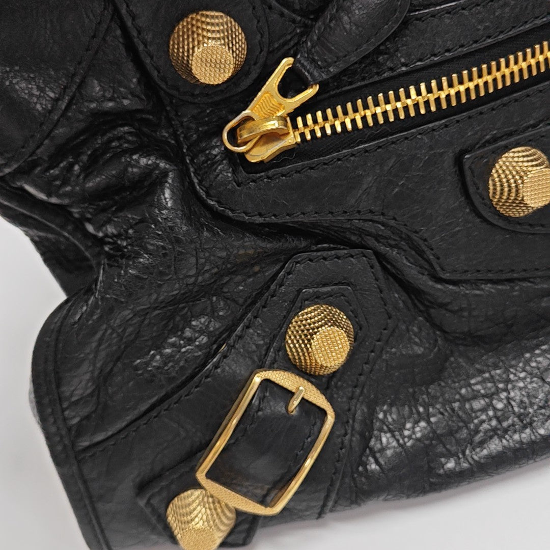 Classic City Medium Lambskin Black