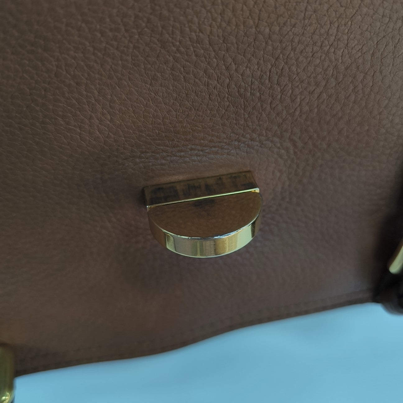Bow Calfskin Brown