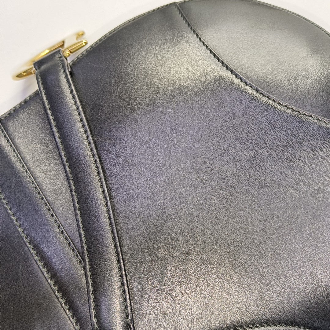 Saddle Small Calfskin Black
