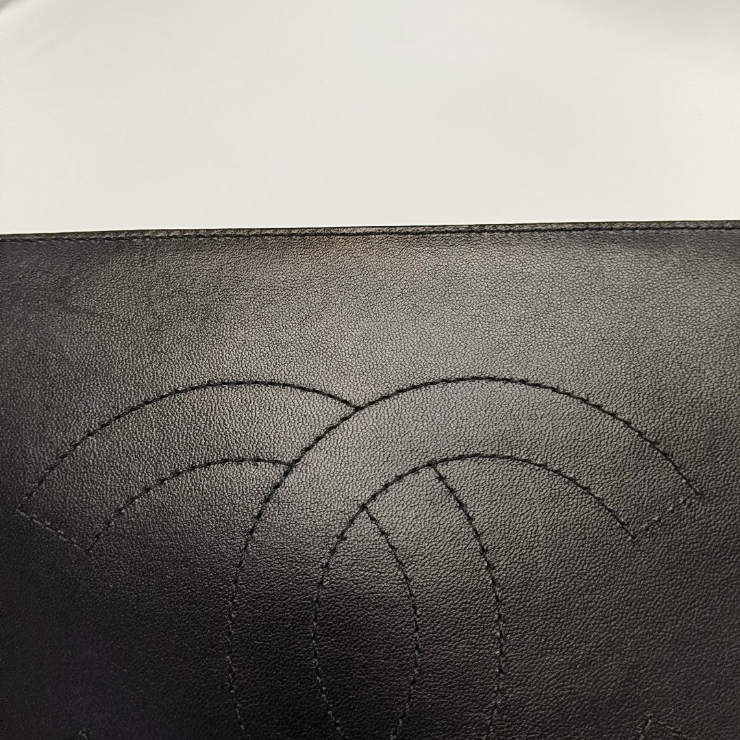 Quilted Lambskin Shoulder Bag Black