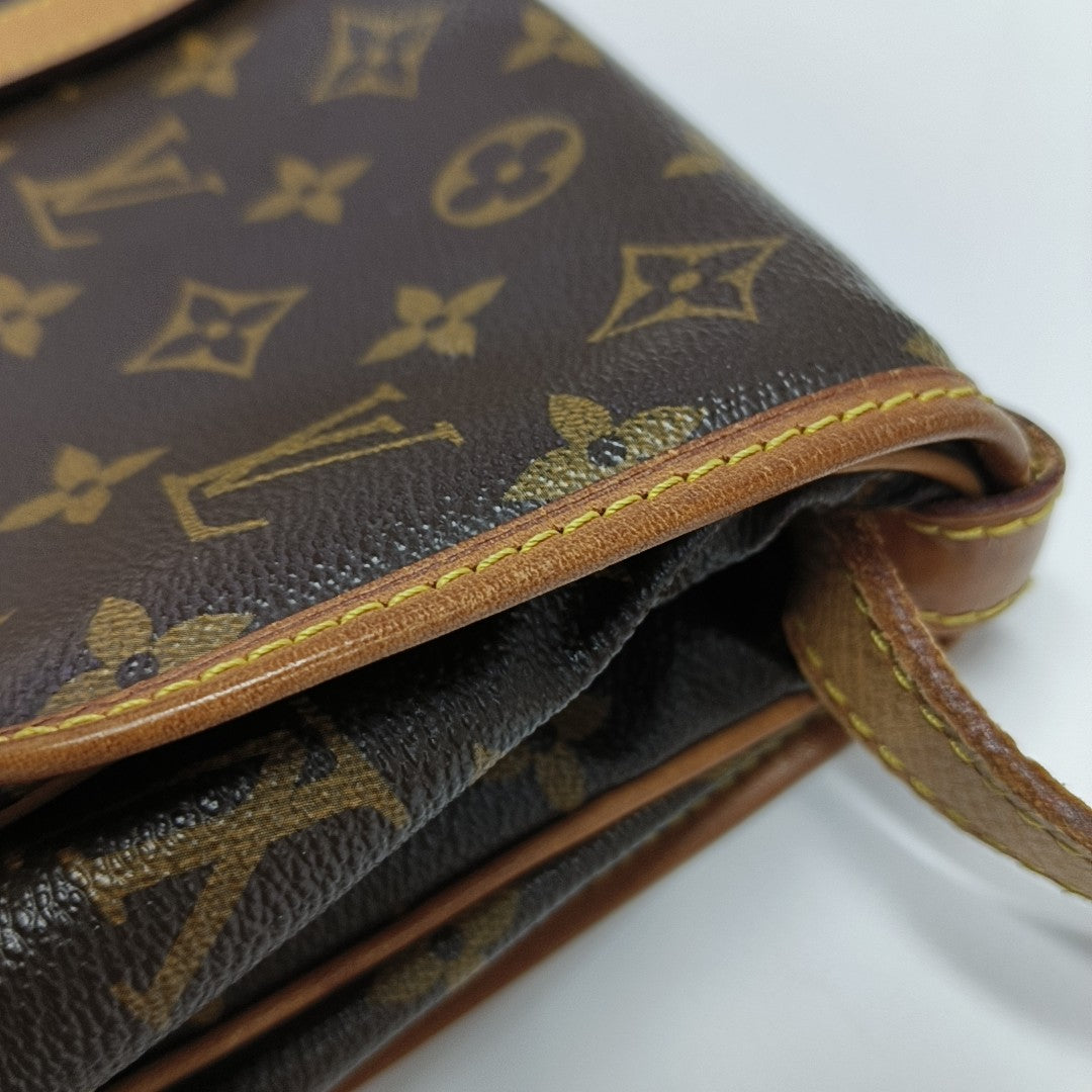SAUMUR 30 Monogram Coated Canvas Brown