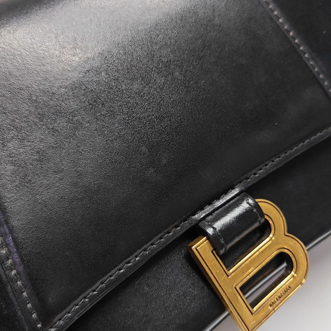 Hourglass S Calfskin Black