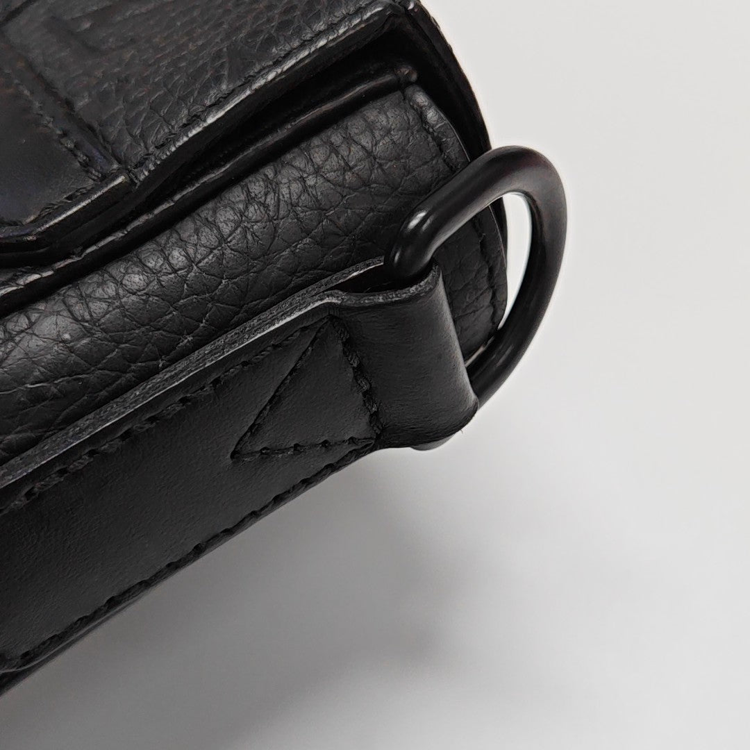 TRUNK PM Calfskin Black