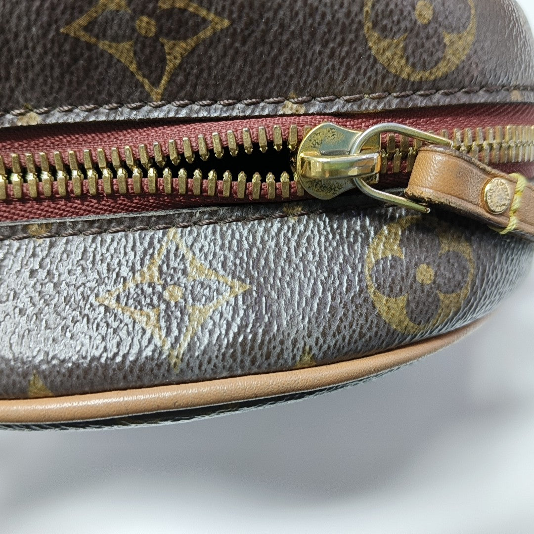 BOITE CHAPEAU PM Monogram Coated Canvas Brown