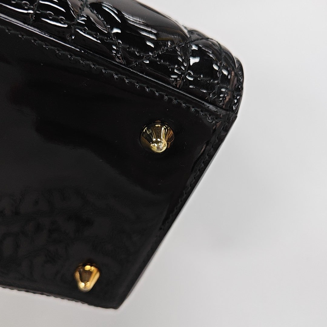 Lady Dior Medium Cannage Patent Leather Black