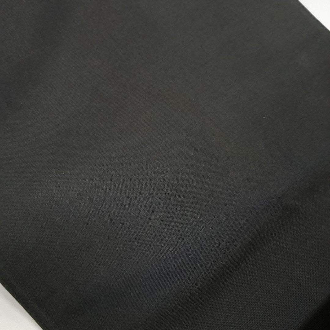 VIKTOR Calfskin Black