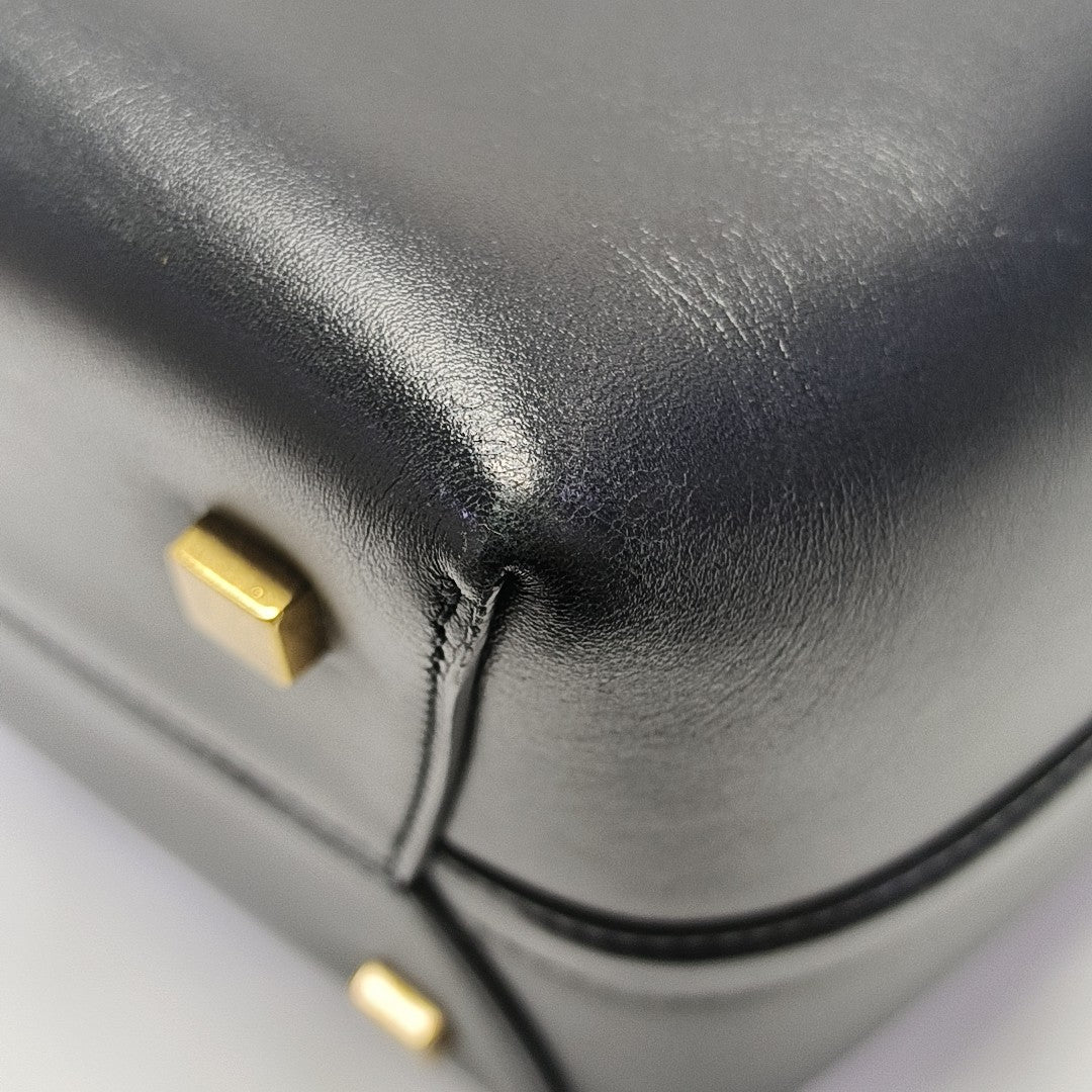 LE 37 Small Calfskin Black