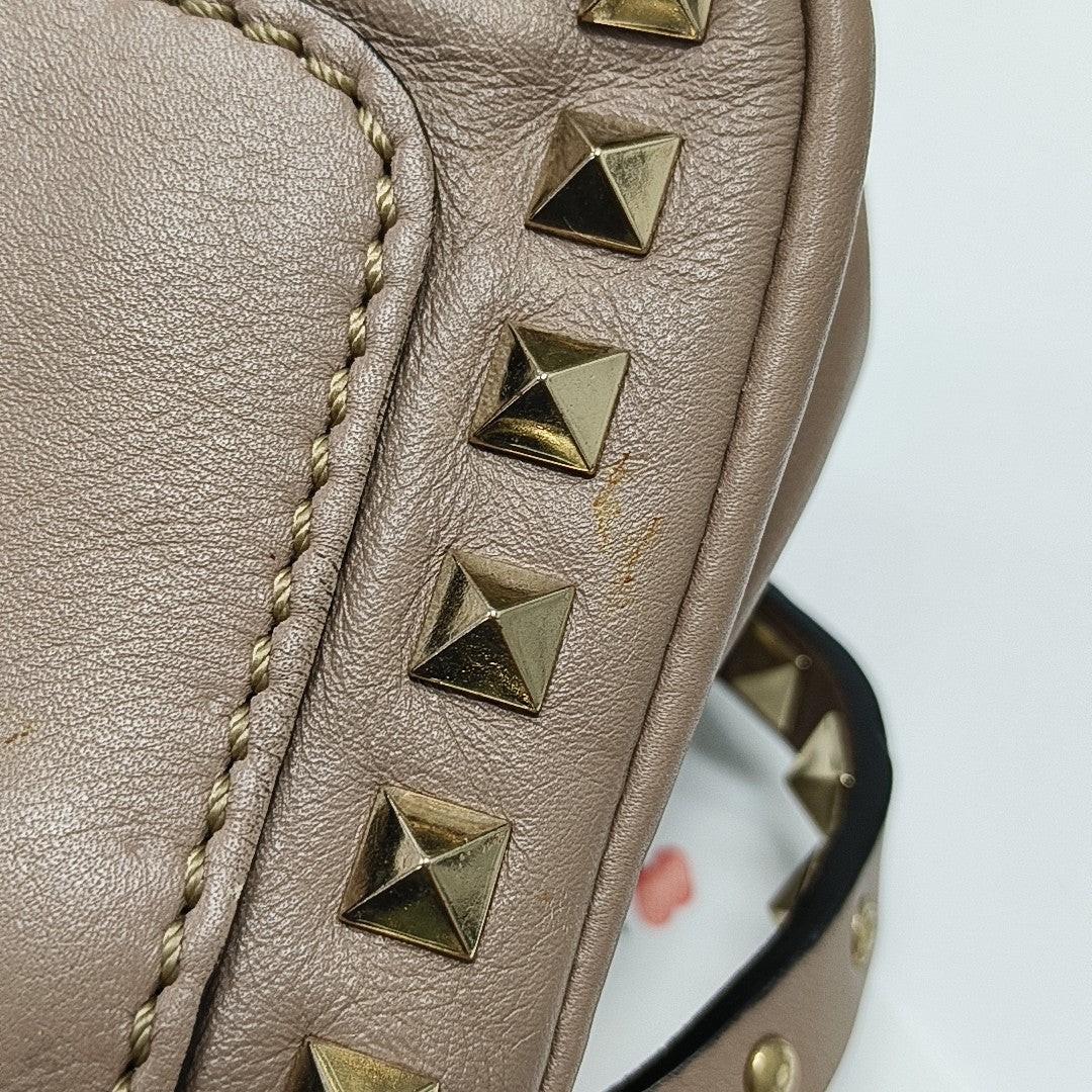 Rockstud Calfskin Pink