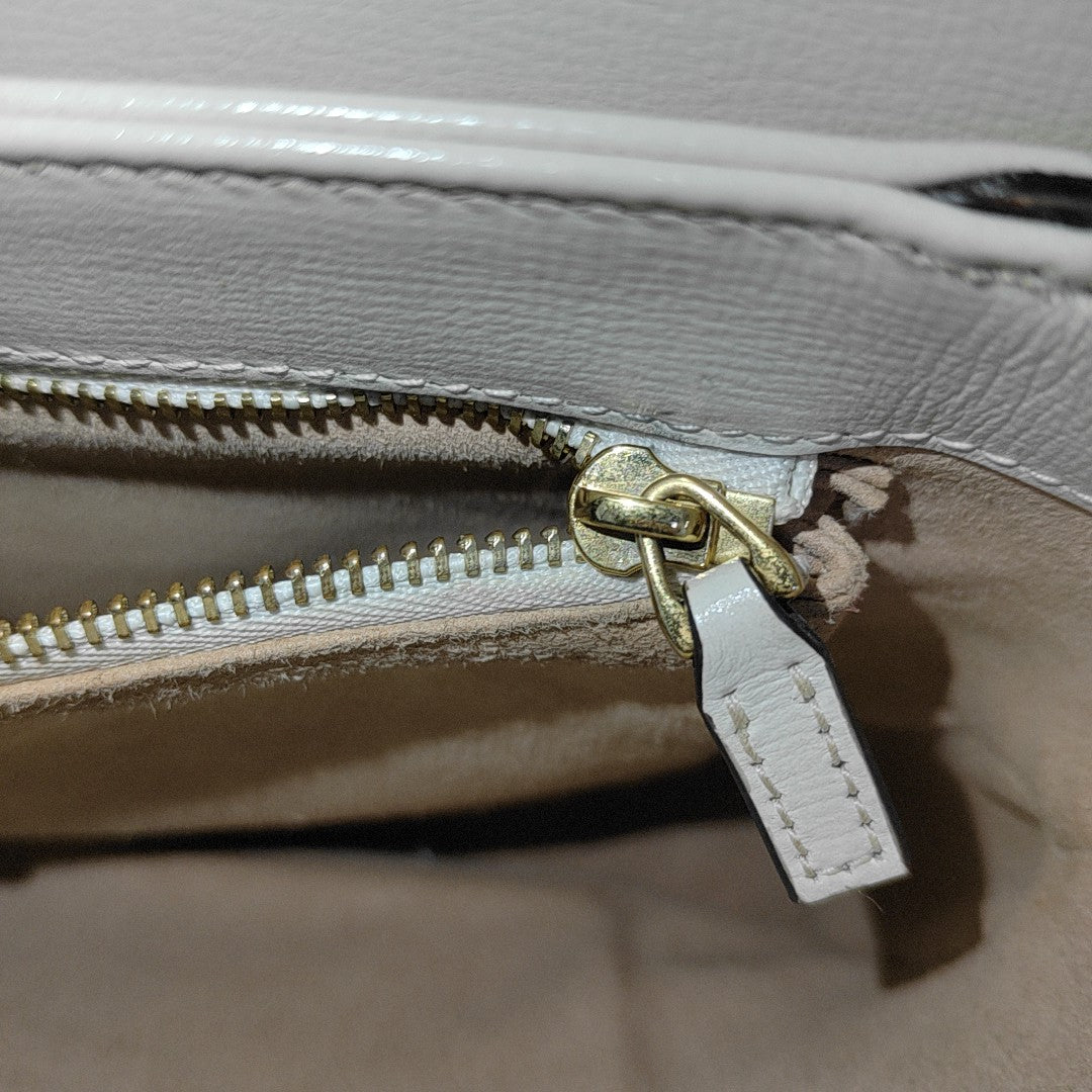 Authenticated pre-owned  Horsebit 1955 Small Calfskin White - Shoulder Bag at Looply