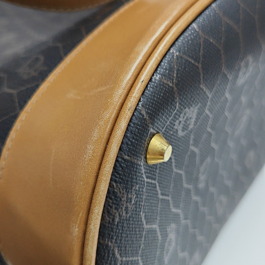 Oblique Coated Canvas Black