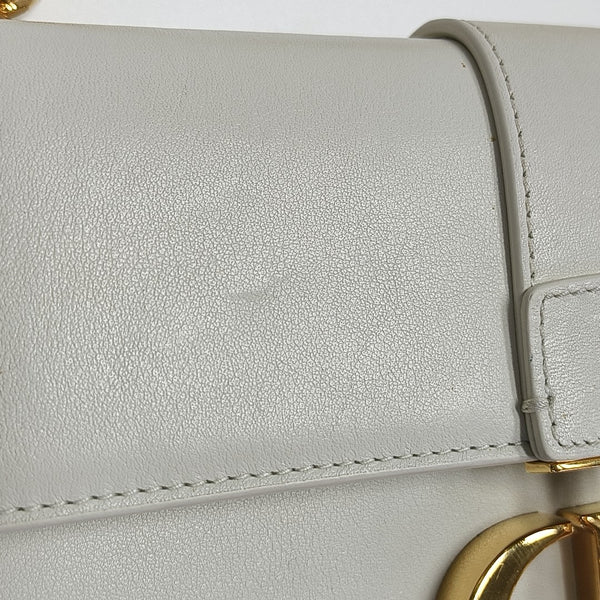 30 Montaigne East-West Mini Calfskin White