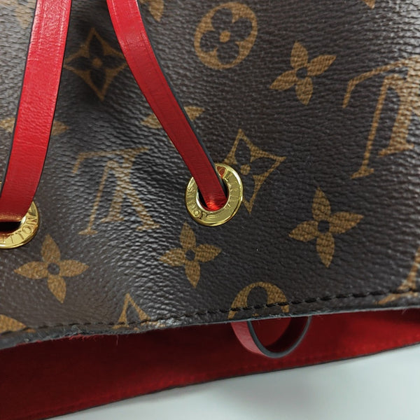 NÉONOÉ MM Monogram Coated Canvas Brown