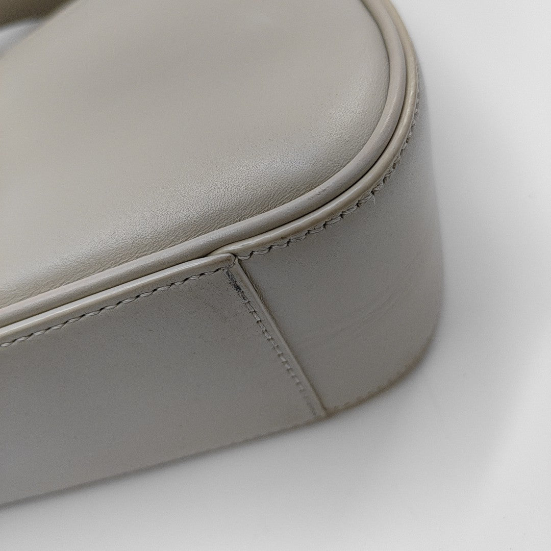 LE 5 À 7 Small Calfskin White