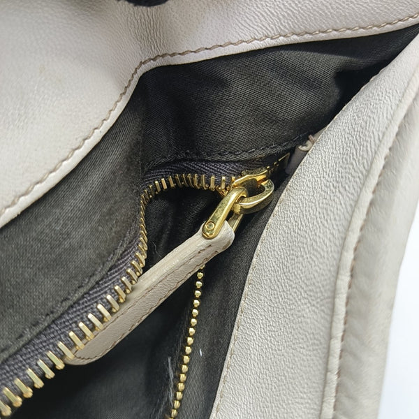 Miu Coffer Quilted Lambskin Beige