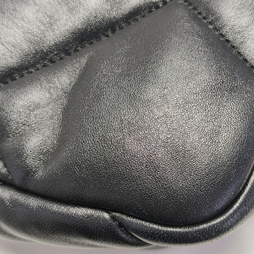 CHANEL 19 Small Quilted Lambskin Black