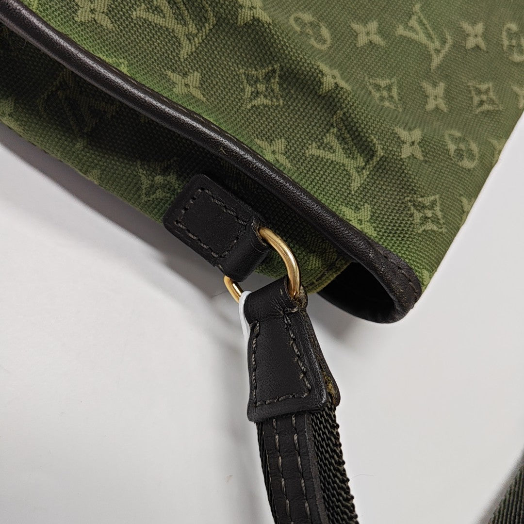 BERANGERE Monogram Canvas Green