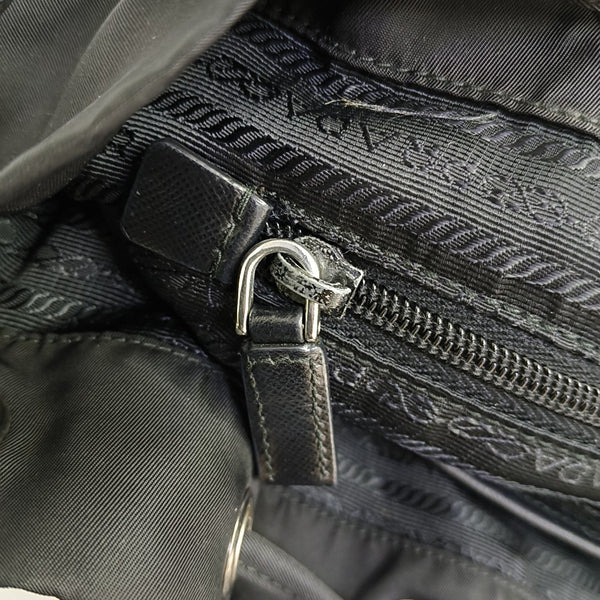 Re-Nylon Medium Nylon Black