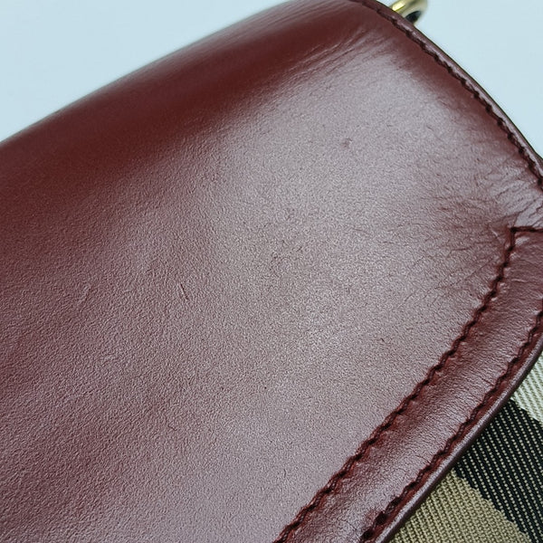Abbott Medium Calfskin Red