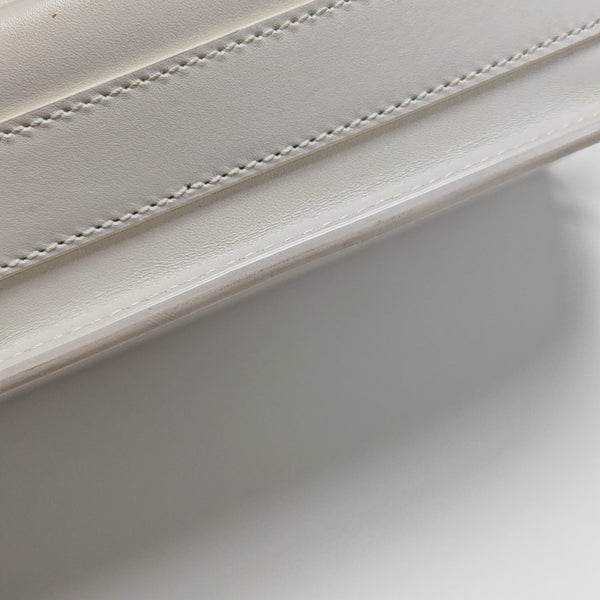 Bobby Medium Calfskin White