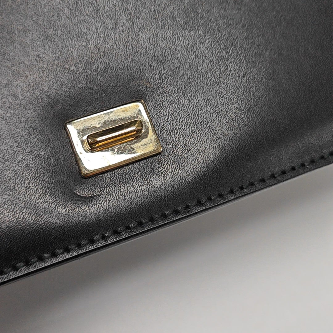 Vara Leather Black