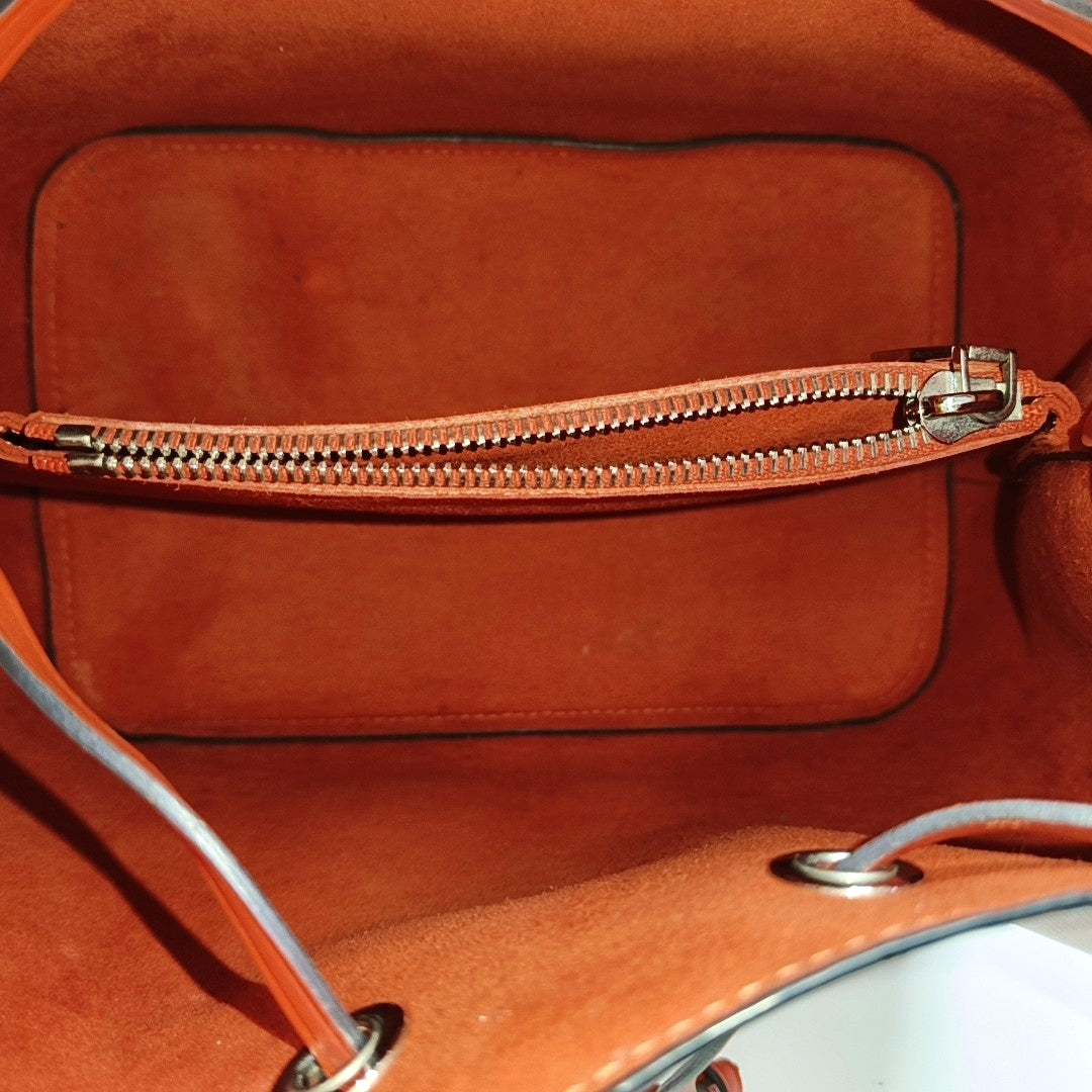 Authenticated pre-owned  Néonoé MM Epi Pink - Shoulder Bag at Looply