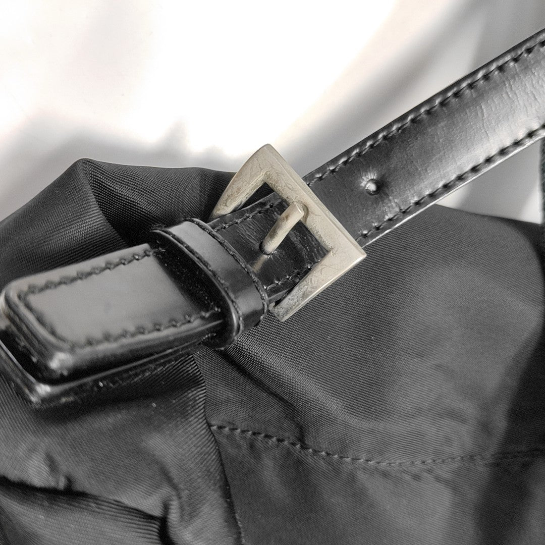 Mochila Re-Nylon de nailon negro