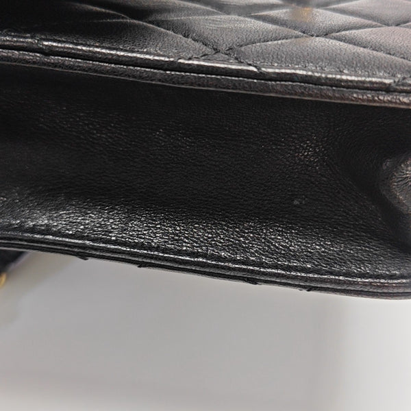 CLASSIC VERTICAL PEARL Medium Quilted Lambskin Black