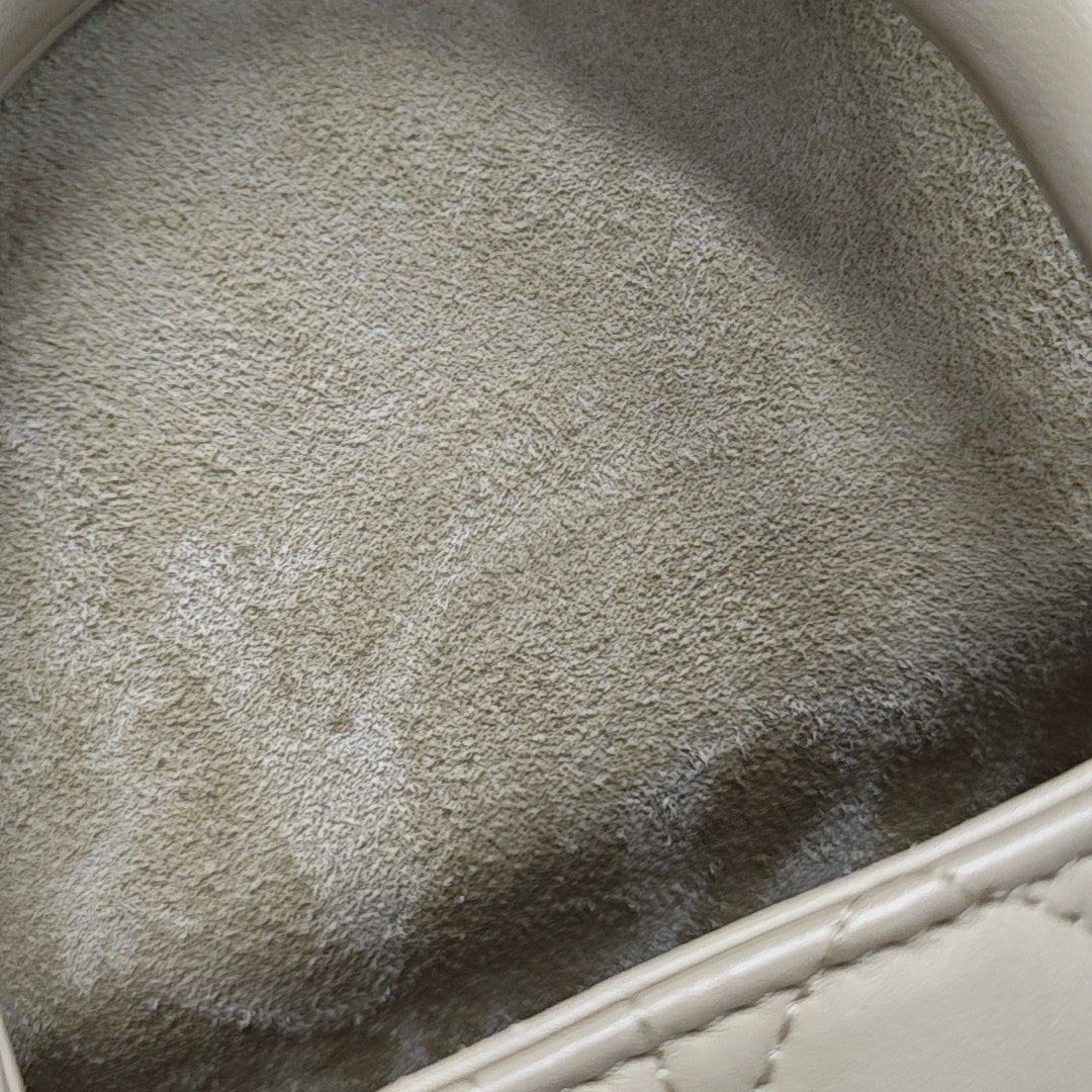 Lady Dior Small Cannage Lambskin Beige