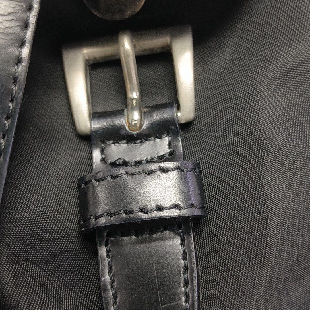 Vela Small Nylon Black