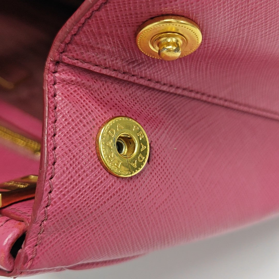 Galleria Medium Saffiano Calfskin Red