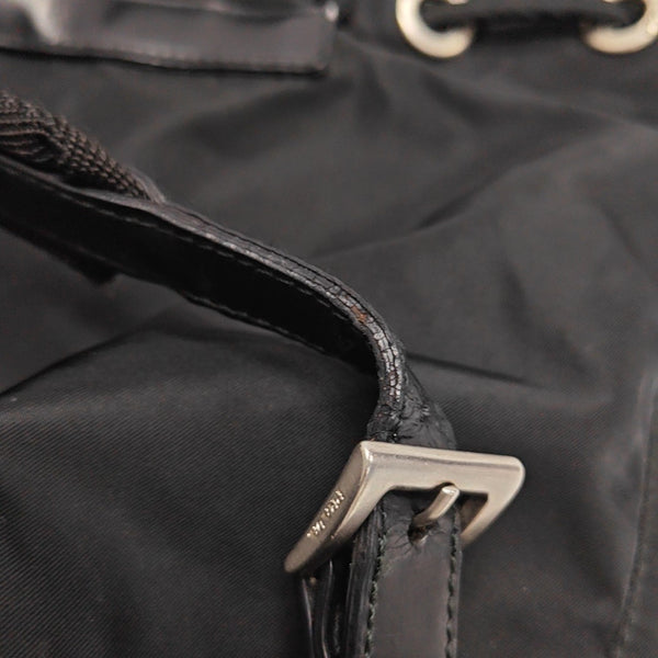 Vela Small Nylon Black