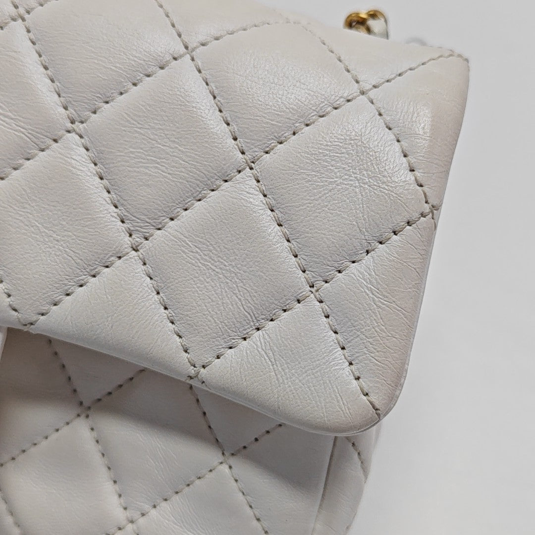 CLASSIC FLAP Mini Quilted Lambskin White