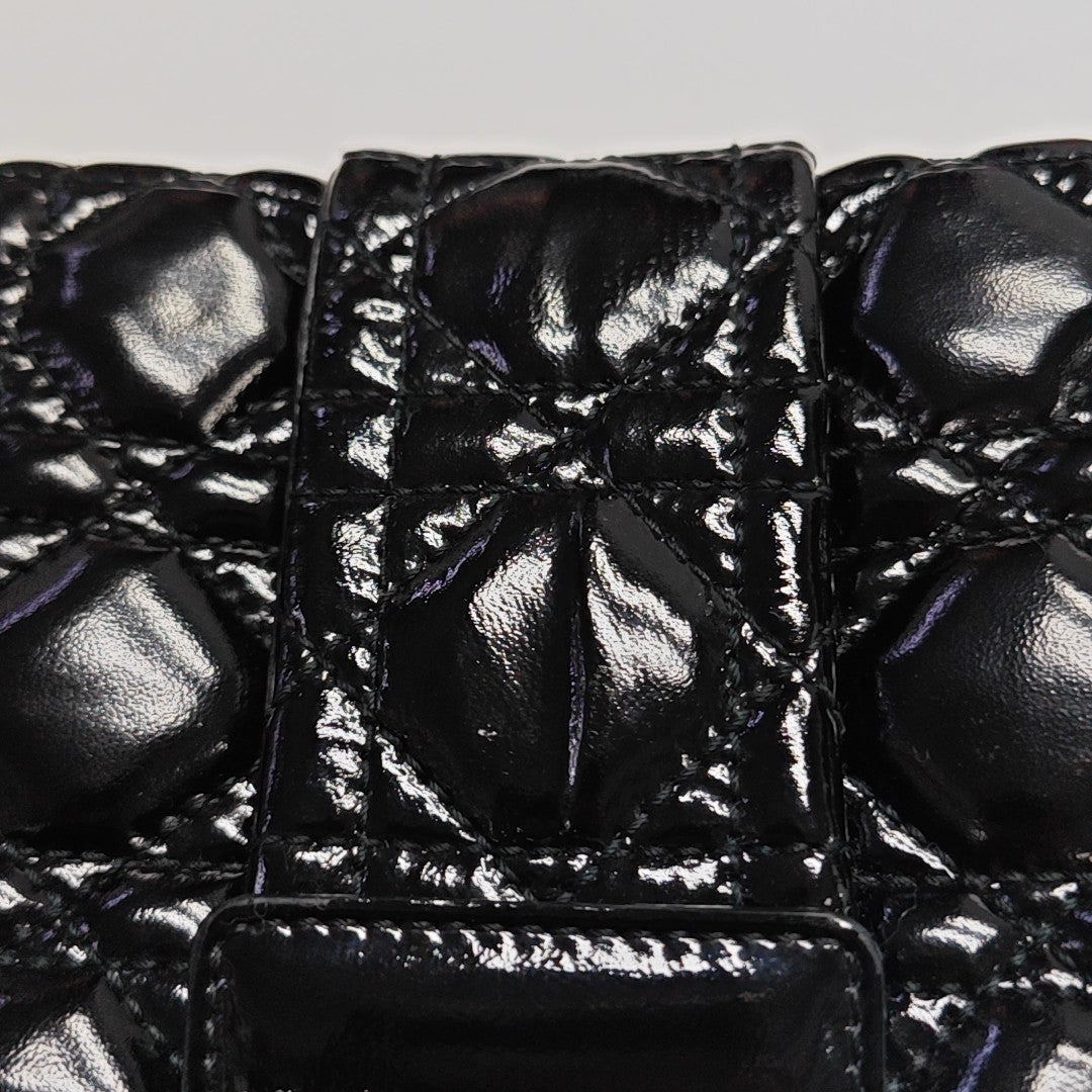 New Lock Cannage Patent Leather Black