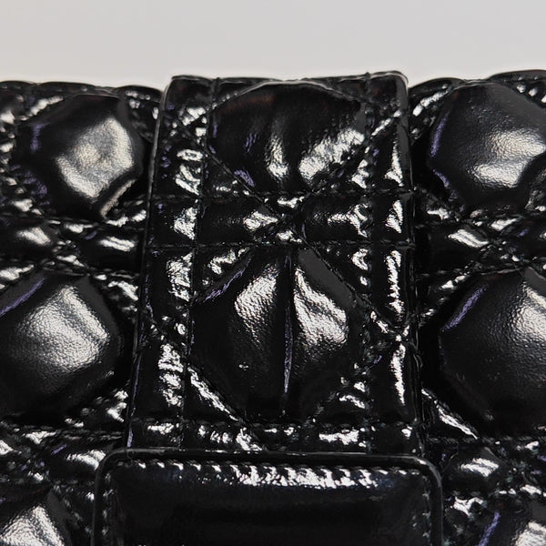 New Lock Cannage Patent Leather Black