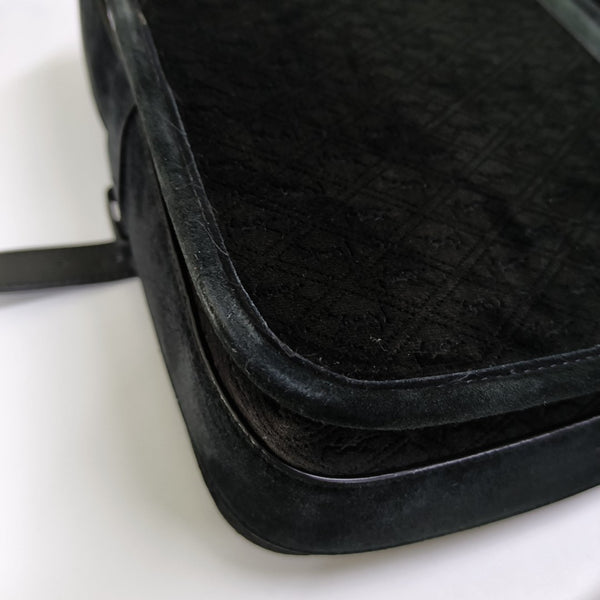 Suede Medium Black