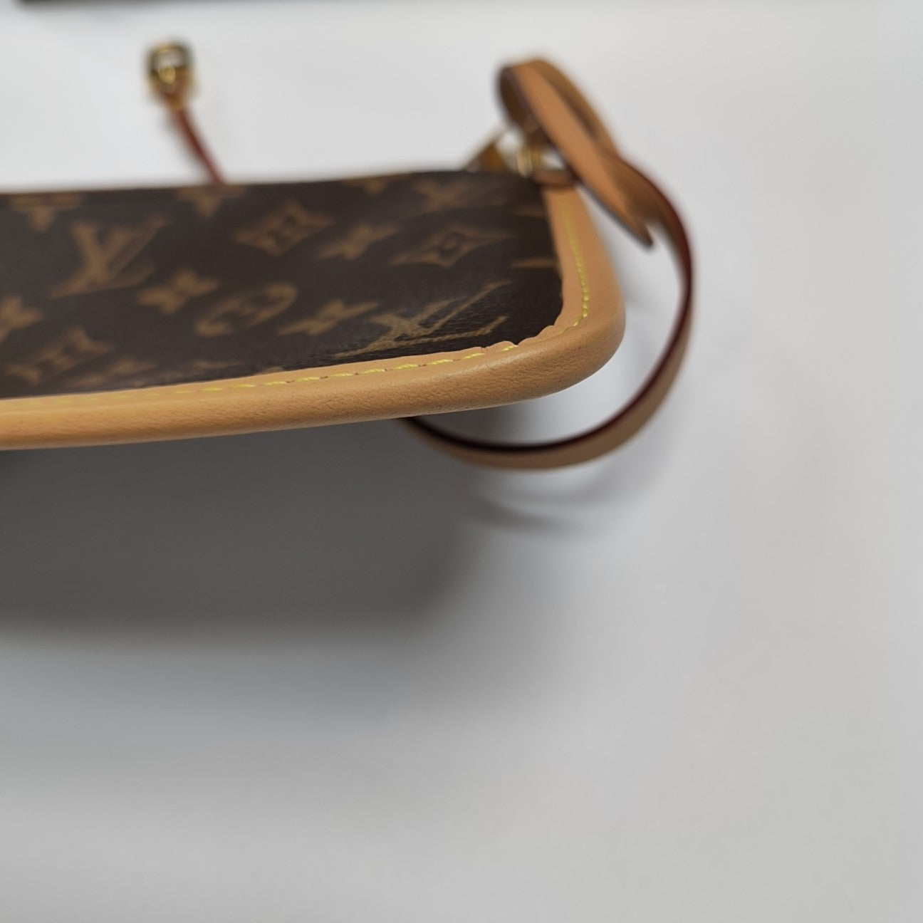 CARRYALL PM Monogram Coated Canvas Brown